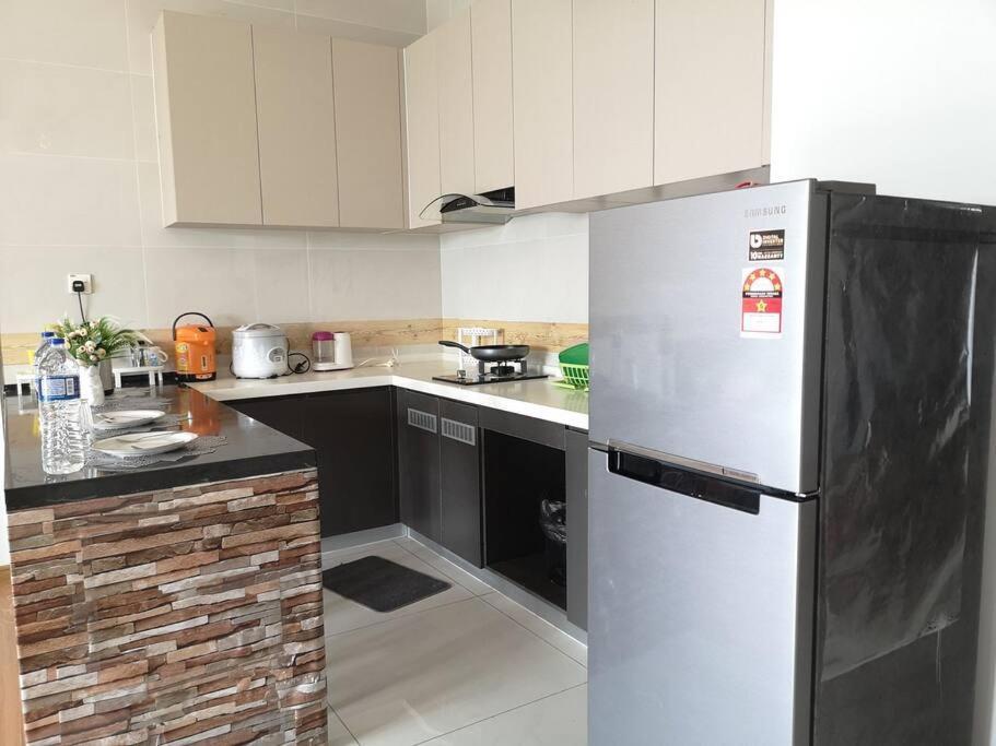 ג'והור בהרו Country Garden Bay Point Homestay By Easyhomestay מראה חיצוני תמונה