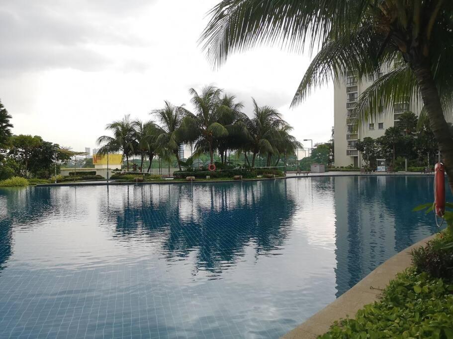 ג'והור בהרו Country Garden Bay Point Homestay By Easyhomestay מראה חיצוני תמונה