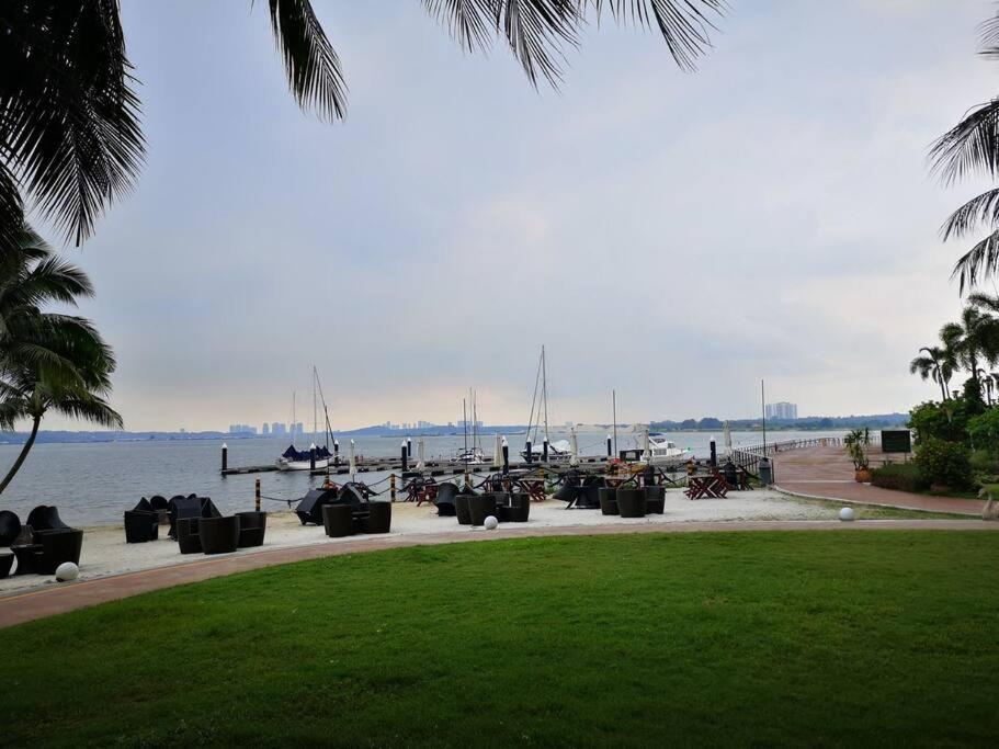 ג'והור בהרו Country Garden Bay Point Homestay By Easyhomestay מראה חיצוני תמונה